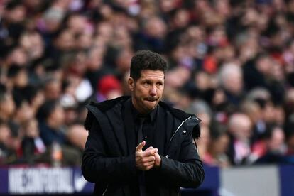 El entrenador argentino del Atlético de Madrid Diego Simeone, en un momento del partido.