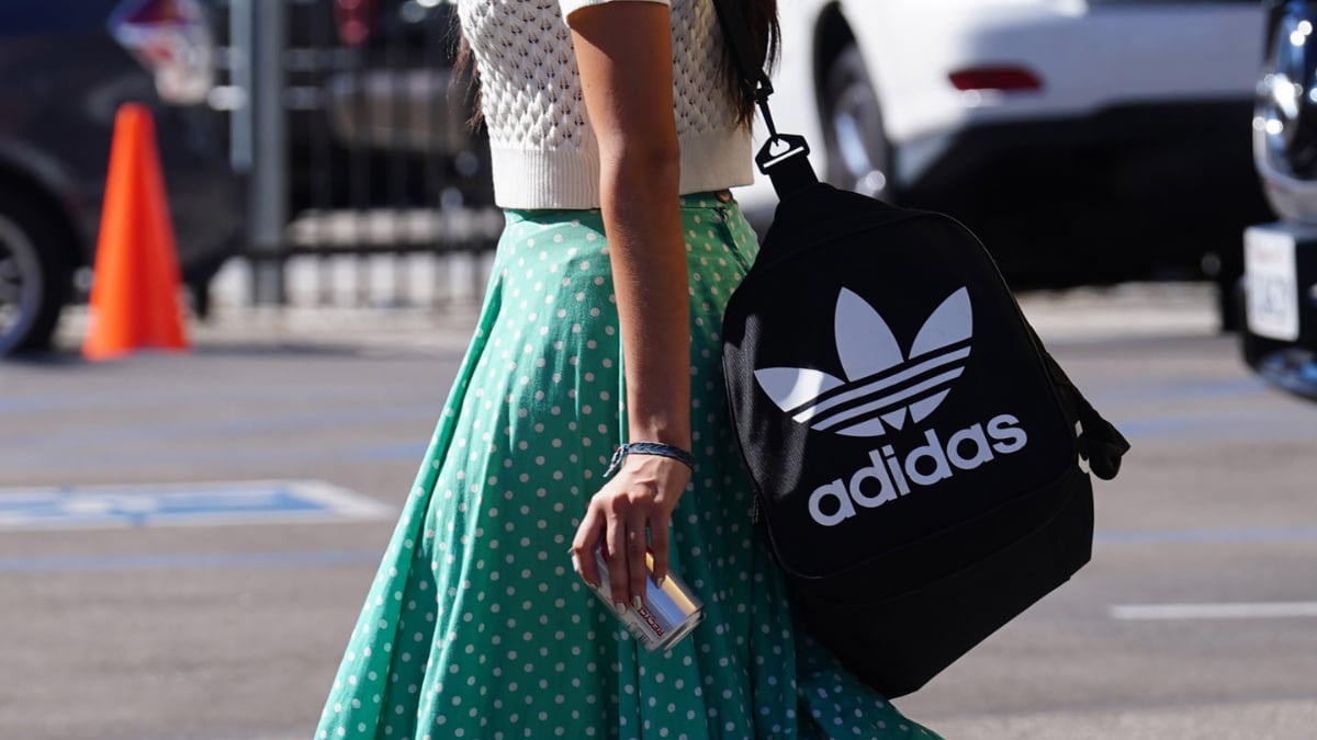 Esta es la bolsa de deporte de Adidas perfecta para equiparte en la vuelta a la rutina sin gastar de más