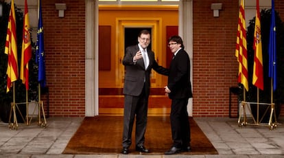 Mariano Rajoy y Carles Puigdemont, en La Moncloa.