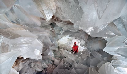 Interior de la geoda gigante de Pulpí, en la provincia de Almería. 