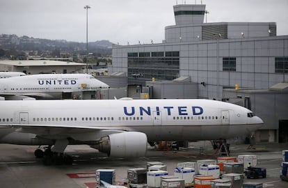 Aviones de la compañía United Airlines en el aeropuerto de San Francisco.