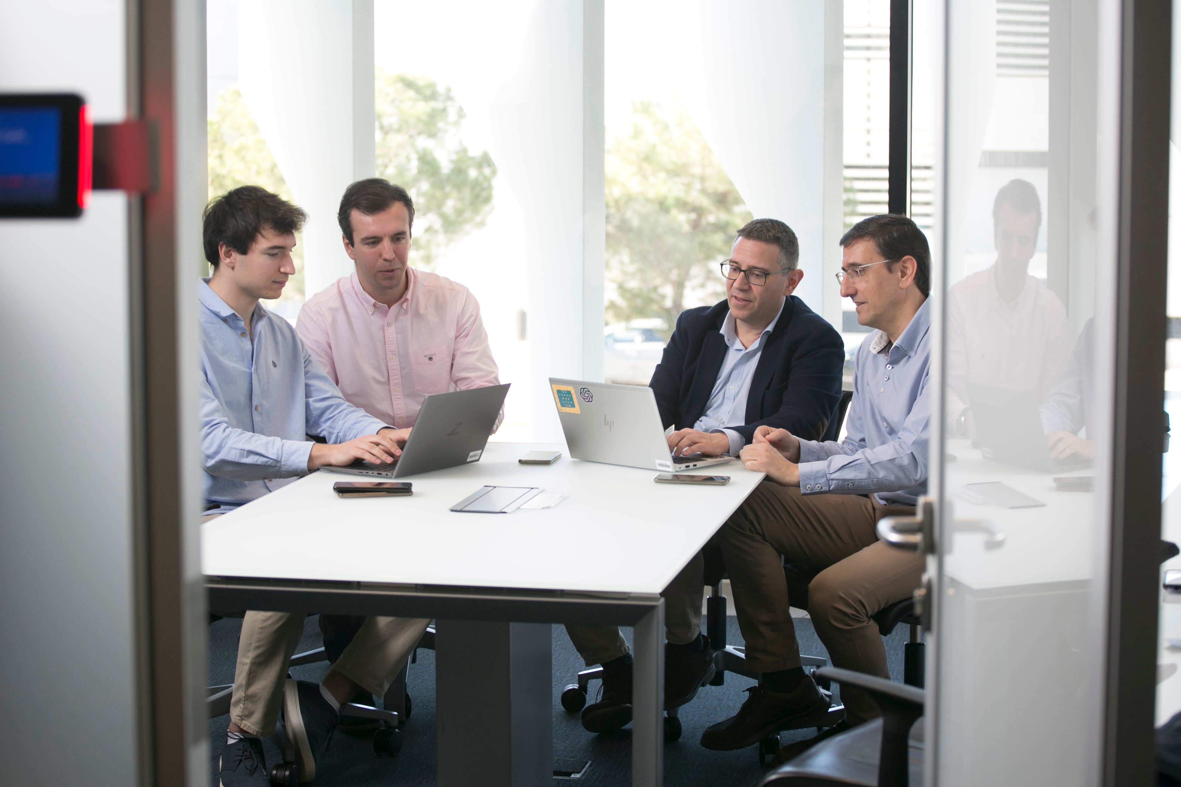 Su compañero virtual le liberará del papeleo