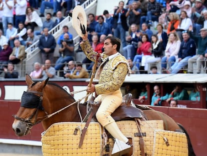 El picador Agustín Romero, en la plaza de Las Ventas, en una imagen de archivo,