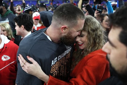 Travis Kelce and Taylor Swift celebrate the Kansas City Chiefs' victory in Baltimore, Maryland, on January 28, 2024.