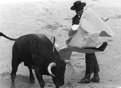 Palomo Linares, durante un festival benéfico en Las Ventas, en 1995.