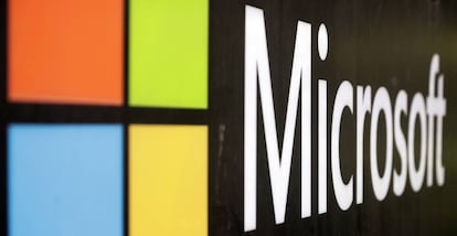 Logo de Microsoft en las oficinas de la compañía en Sydney (Australia).