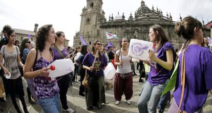 Manifestaci&oacute;n en Santiago de Compostela contra la reforma de la ley del aborto este domingo.