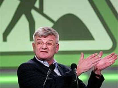 Joschka Fischer, ayer durante el congreso de Los Verdes.