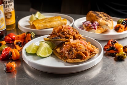 Los panuchos, tacos y torta de cochinita pibil de El Turix.