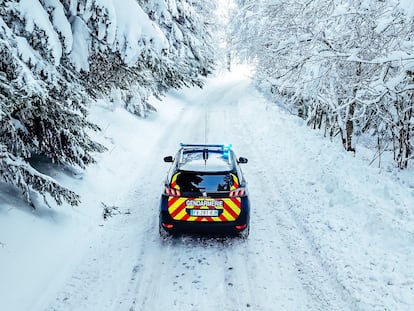 Un coche de los Pelotones de Gendarmería de Alta Montaña franceses.