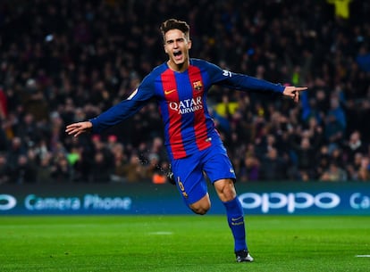 Denis Suárez, celebra el primer gol de la noche.