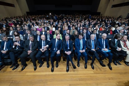 Asistentes al foro sobre el Corredor Atlántico en el palacio de congresos de Santiago.