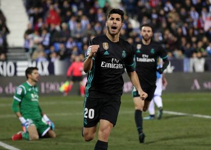 Asensio celebra el gol del Madrid en Leganés.