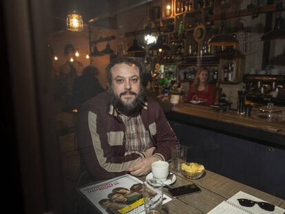 Guillermo Zapata, concejal del Ayuntamiento de Madrid, y escritor, en Malasaña