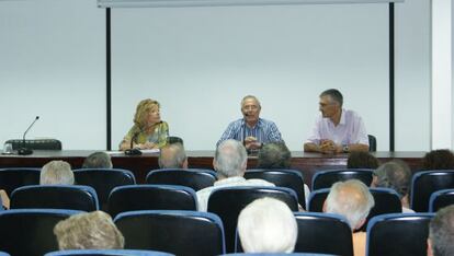 Asamblea de m&eacute;dicos en Alicante.