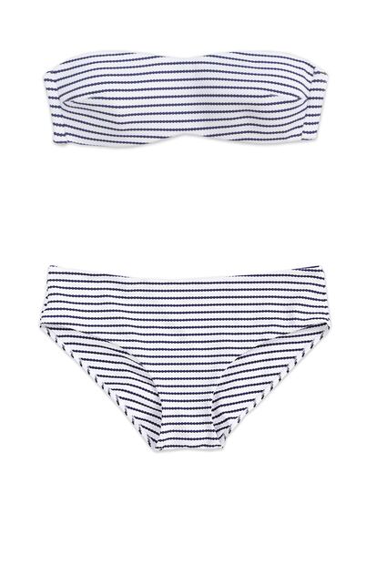 Rayado y en piqué, de Women's secret (16,95 euros la braguita y 22,95 euros el bandeau).