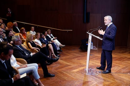 El alcalde de Barcelona, Jaume Collboni imparte la conferencia 'Barcelona es Capital'. 