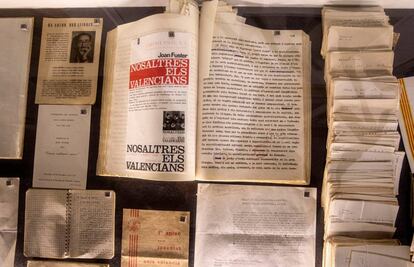Fuster era un notable grafòman, com constaten papers, esborranys i cartes
a l’Espai de Sueca.