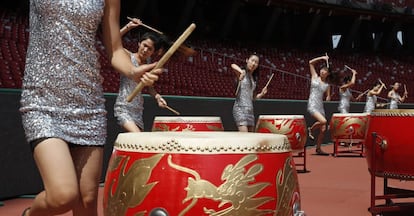 Ensayo general de la ceremonia de apertura de los Mundiales de atletismo de Pekín.