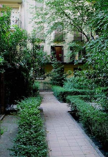 Jardín interior de la Casa de las Flores.