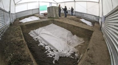 Aspecto que ofrecía ayer la zona donde se creía que estaba enterrado García Lorca, en el paraje de Alfacar (Granada).