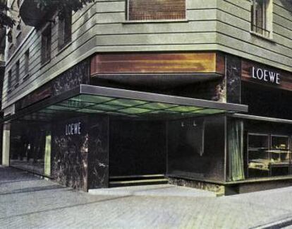 En los años sesenta, el arquitecto barcelonés Javier Carvajal diseñó la tienda de Loewe de la madrileña calle Serrano: un oasis de vanguardia en el centro de la Capital.