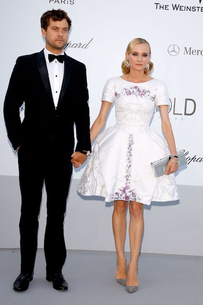 Diane Kruger con un diseño de Chanel de la colección curcero 2013 presentada hace pocos días en Versalles. Los zapatos son de Christian Louboutin.