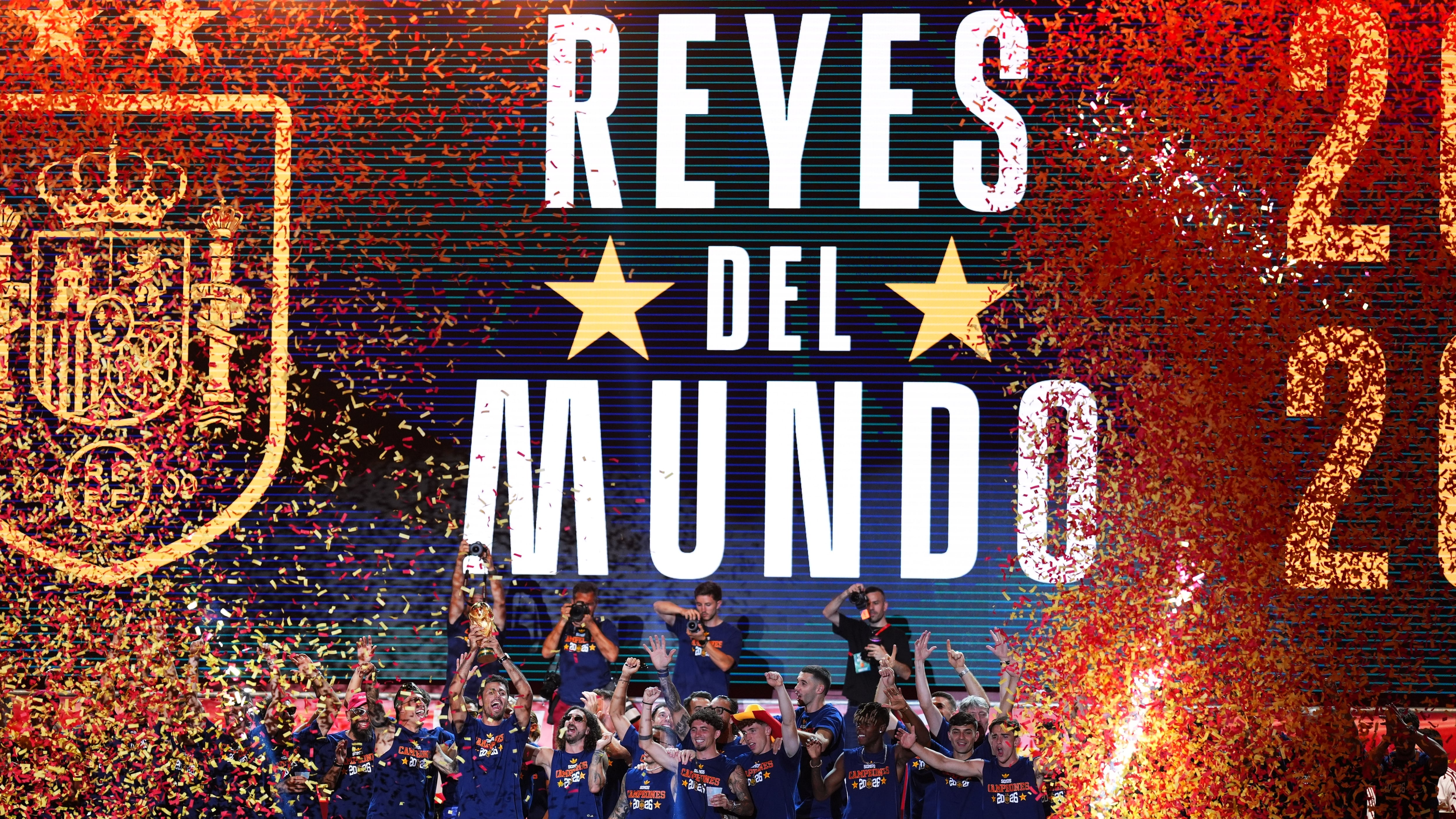 España celebra su Mundial 2026 con desfile en Madrid y baño de masas en Cibeles
