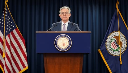 O presidente do Federal Reserve (banco central dos EUA), Jerome Powell, durante sua entrevista coletiva sobre o impacto do coronavírus na economia, nesta quarta-feira em Washington.