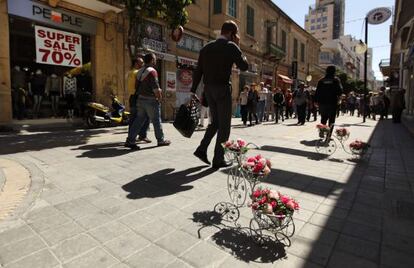 La calle Ledra de Nicosia, capital de Chipre, donde se ubica uno de los pasos con la zona turca.