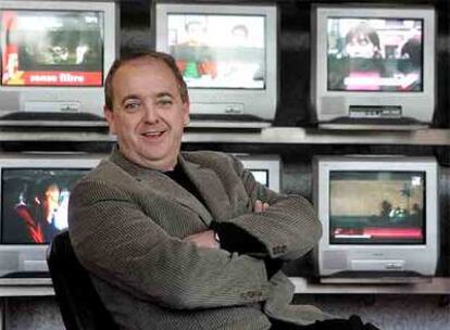 Javier Pons, en su despacho de TVE, antes de trasladarse al edificio histórico de Prado del Rey.