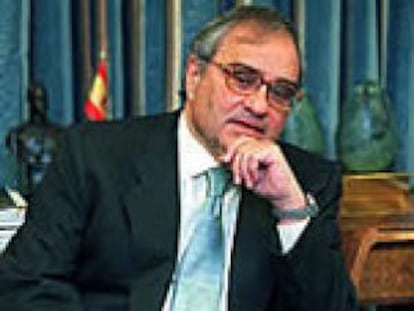 Entrevista con Rodolfo Martín Villa