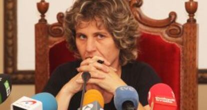 La alcaldesa Carrere en su comparecencia.
