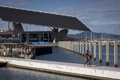 Paneles solares del Parque del Fòrum, en Barcelona.