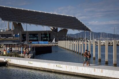 Paneles solares del Parque del Fòrum, en Barcelona.