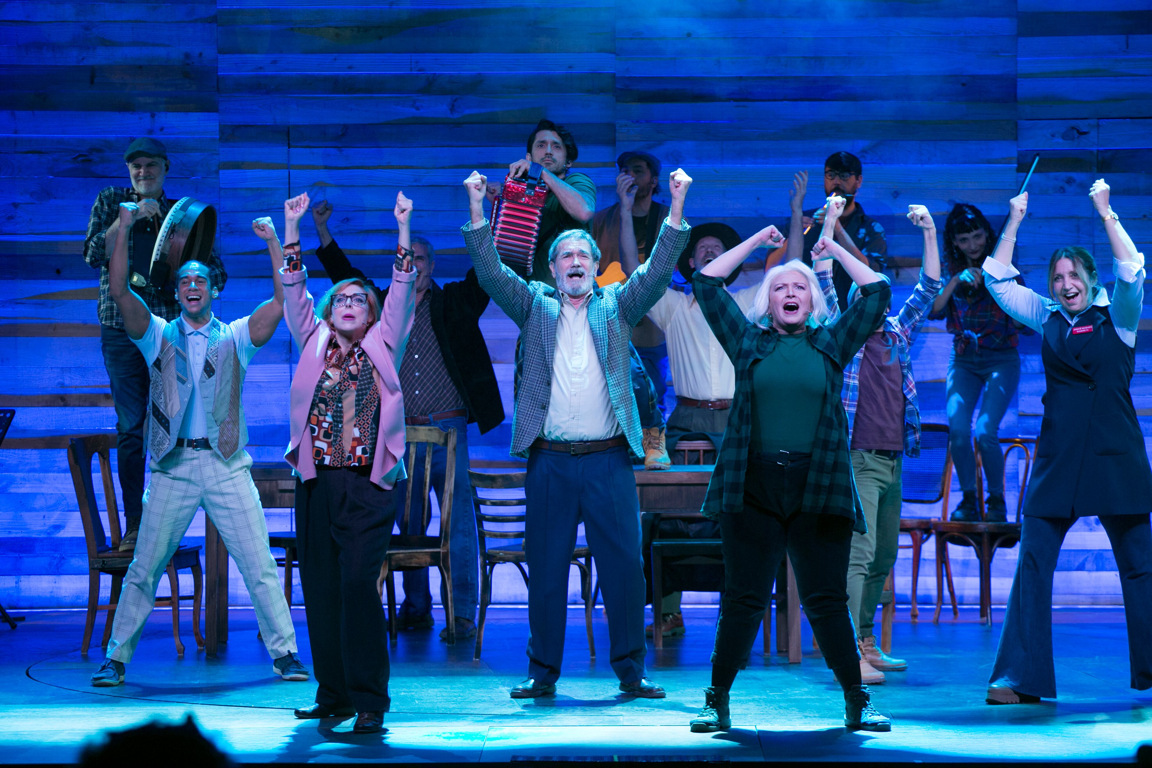 Escena del musical 'Come from away'.