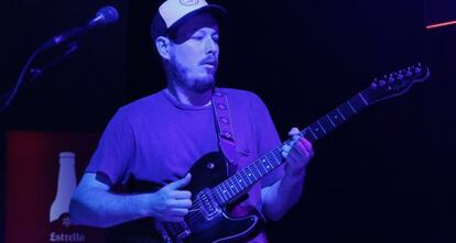 Andy Cabic, l&iacute;der del  grupo Vetiver, ayer en la Sala Sol. 