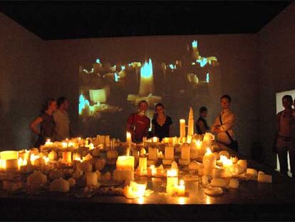 'Now let's play to disappear (II)', del cubano Carlos Garaicoa, exhibida en el espacio de 'Art Unlimited' en ArtBasel.