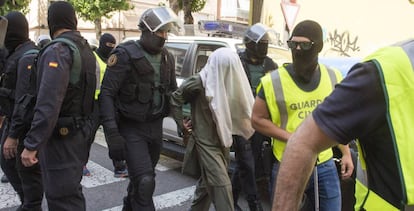 La Guardia Civil custodia a un yihadista detenido en Lleida.