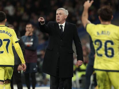 Carlo Ancelotti, durante el Real Madrid-Villarreal de hace dos semanas en el Bernabéu.