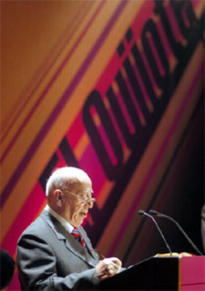 El poeta chileno ha inaugurado la lectura de la obra cervantina en el Círculo de Bellas Artes de Madrid.