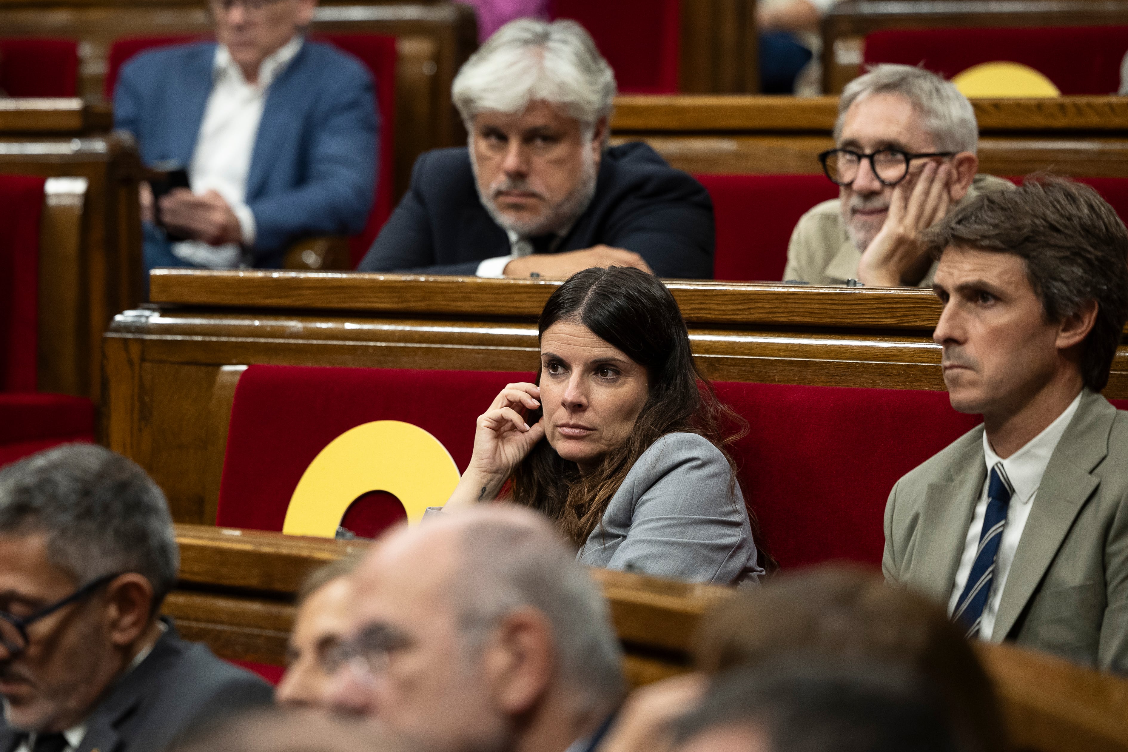 Junts endurece su oposición y propone al Parlament reprobar a Salvador Illa
