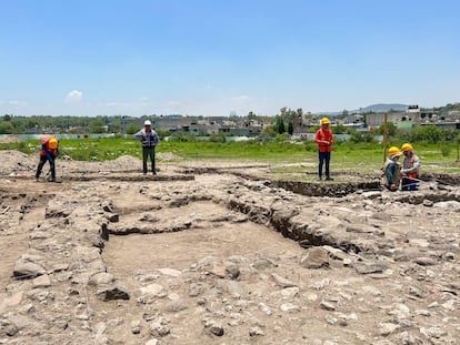Sitio donde fueron descubiertos vestigios arqueológicos durante la construcción de una tienda Walmart en Tula (Hidalgo).