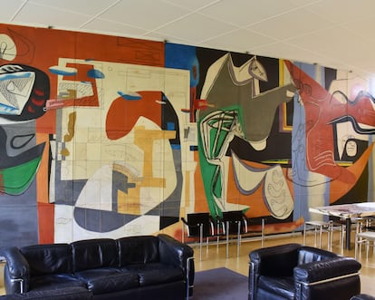 Interior del Pabellón Suizo, un proyecto de Le Corbusier construido entre 1930 y 1933.