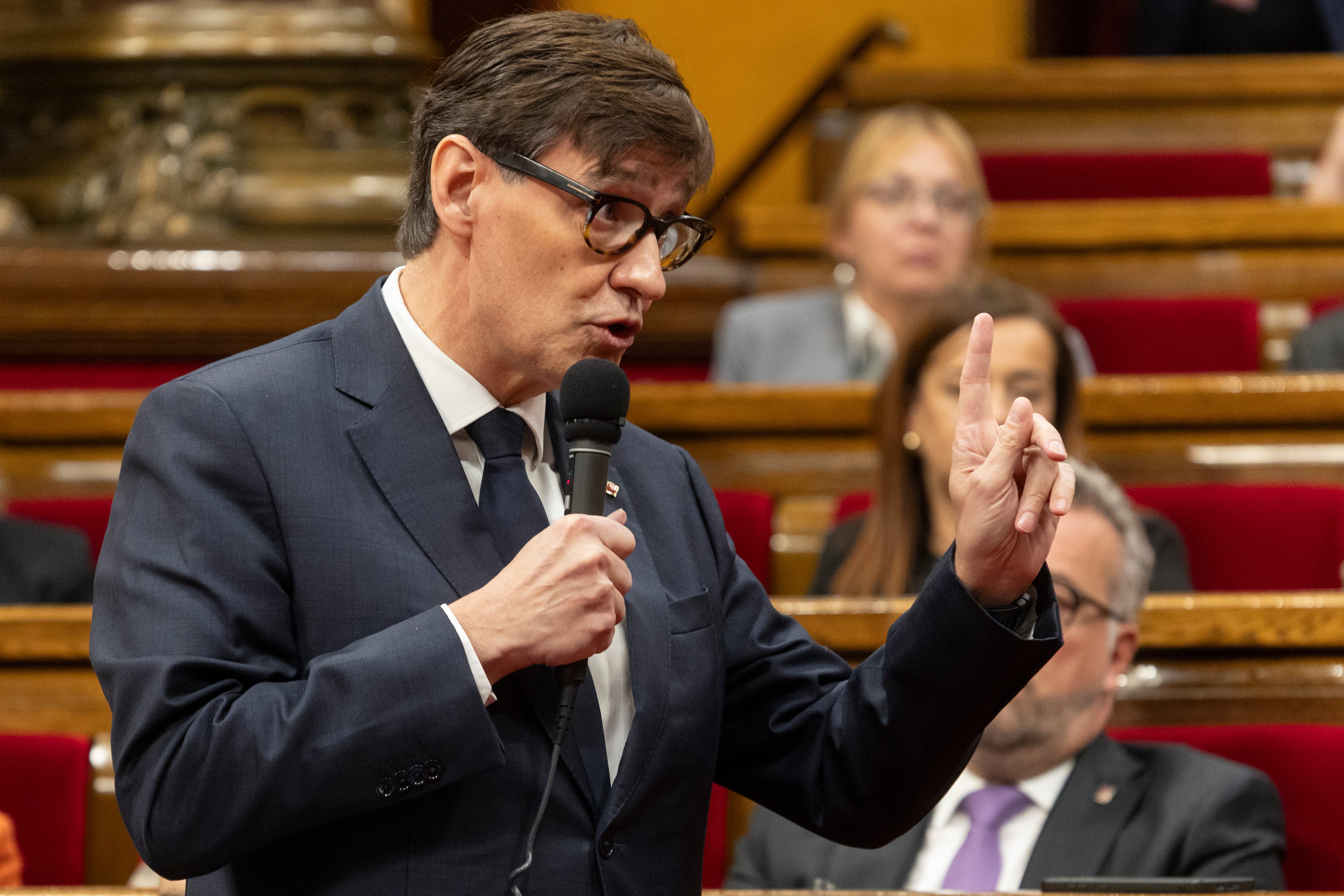 llla aguarda un inminente acuerdo de financiación para oxigenar su mandato