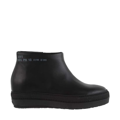 Botas negras de Jean Nouvel para Ruco (330 euros).