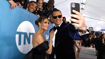 Jennifer Lopez y Alex Rodriguez en los premios Screen Actors Guild celebrados en Los Ángeles, California, en enero de 2020.