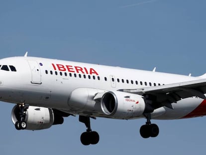 Iberia aplicará un ERTE a su tripulación de cabina