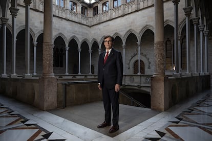 El president, en la Galería Gótica del Palau de la Generalitat.