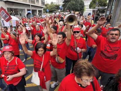 Manifestaci&oacute;n de afectados por la comercializaci&oacute;n de las participaciones preferentes y obligaciones subordinadas en Santiago de Compostela.